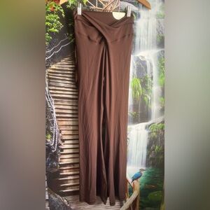 Aerie Offline High Waisted Crossover Flare Leggings size MEDIUM brown.